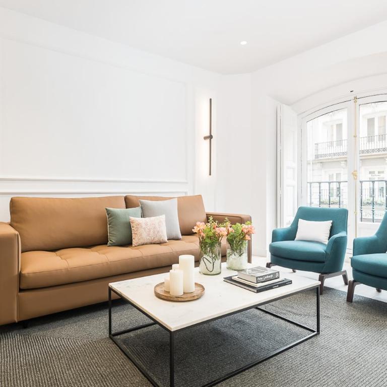 Homeclub Apartamento de Diseño en Madrid Centro - Three-Bedroom Apartment - 3