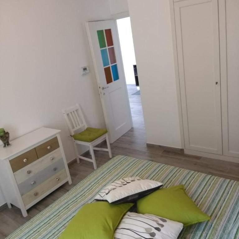 WELCOME RIVIERA - FIOCCO DI MARE elegante e moderno appartamento completamente rinnovato situato in una zona tranquilla -toll parking at 20 euro per day to be booked in advance -subject to availability - Appartamento con 1 Camera da Letto - 3
