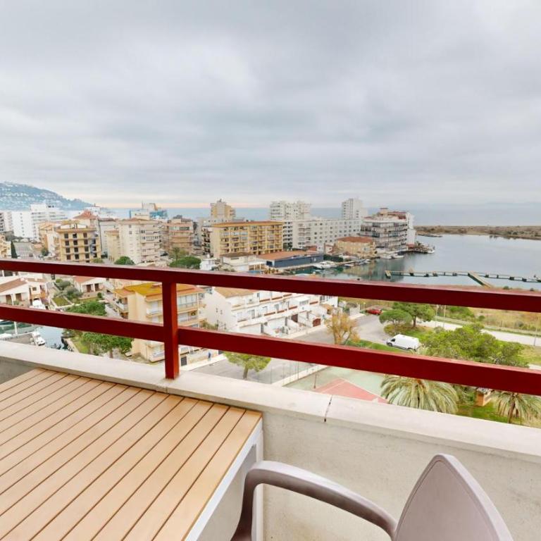 Studio Vue canal Piscine Terrasse - One-Bedroom Apartment - 6