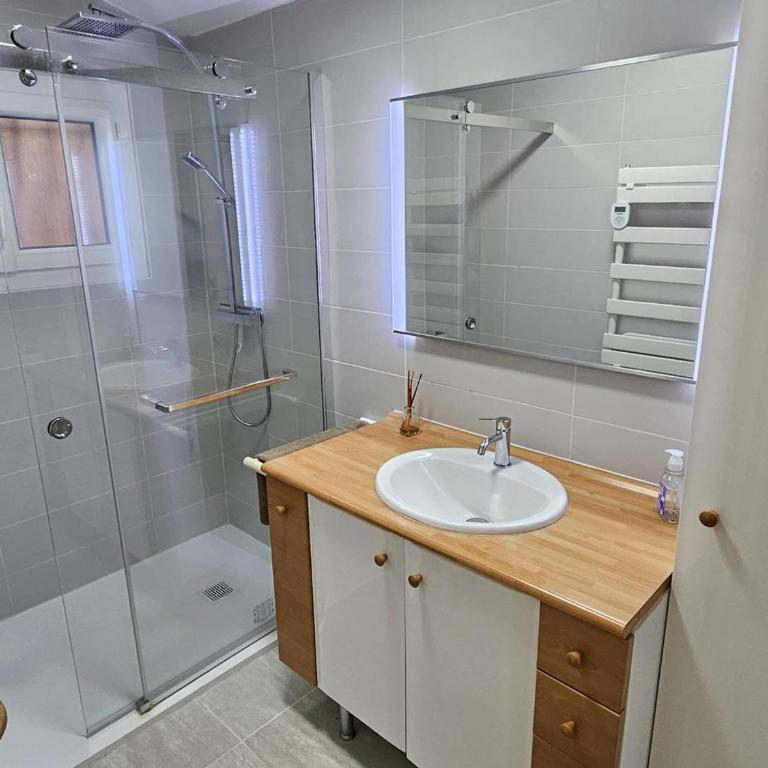 Villa provençale avec piscine privée, clim, Wi-Fi, jardin, 5 chambres - FR-1-768-20 - Villa - 18