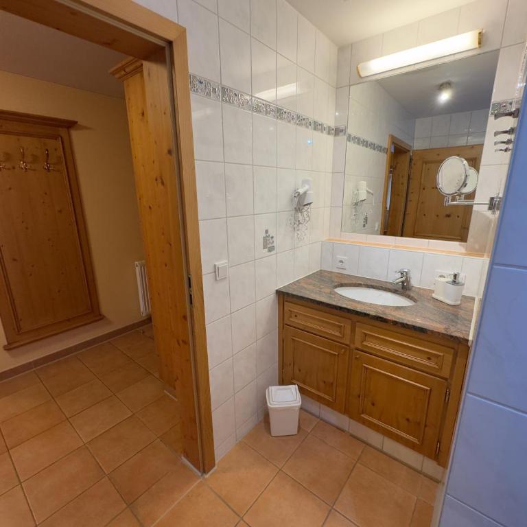 Ferienwohnungen am Kurpark - Apartment mit Balkon - 9