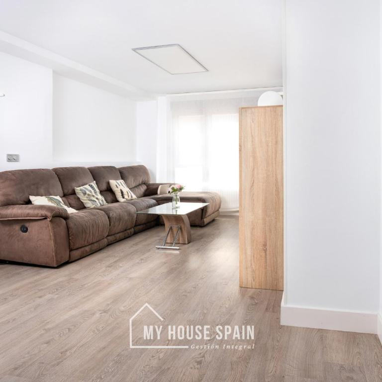 MyHouseSpain - Espacioso piso con parking - Apartamento Superior - 25