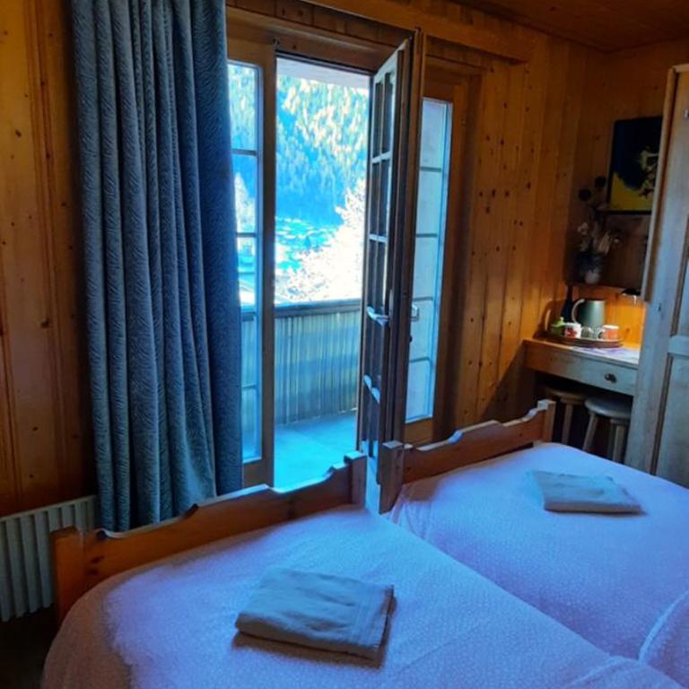 BnB Claudy et Elizabeth Michellod-Dutheil - Zweibettzimmer mit Bergblick - 2