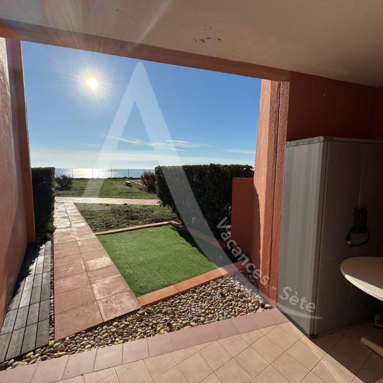 Studio cabine 4 personnes vue jardin dans residence avec piscine - Studio avec Vue sur Jardin - 2