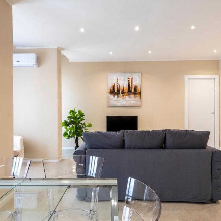 Bright Apt 2 Bedrooms and 2 Bathrooms - B Home - Appartamento con 2 Camere da Letto - 2