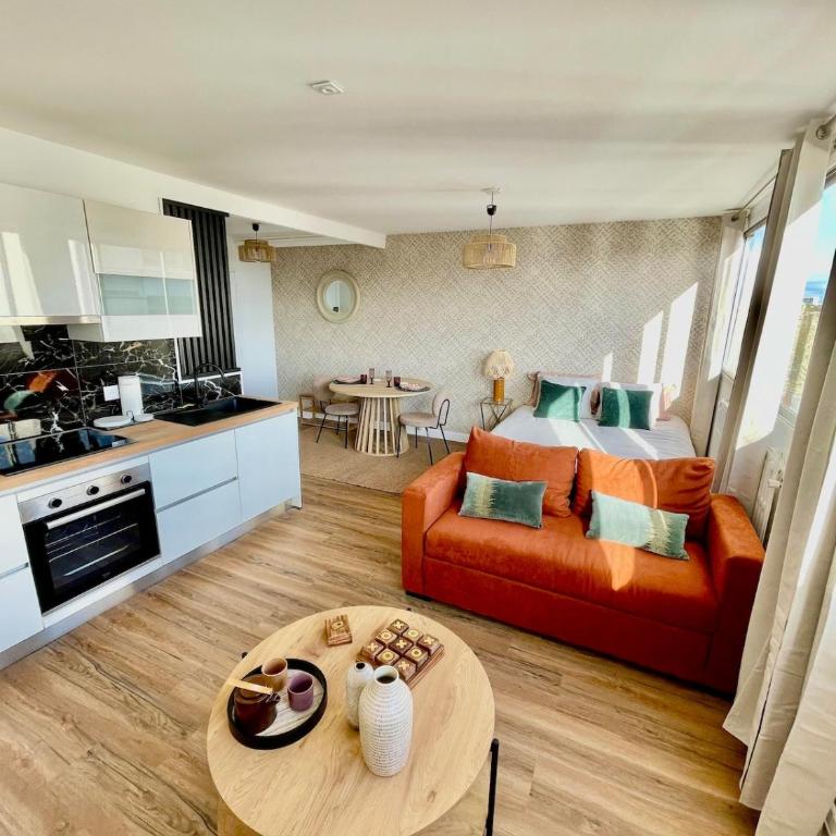 Cozy apartment with parking and panoramic views! - Appartamento con 2 Camere da Letto - 1