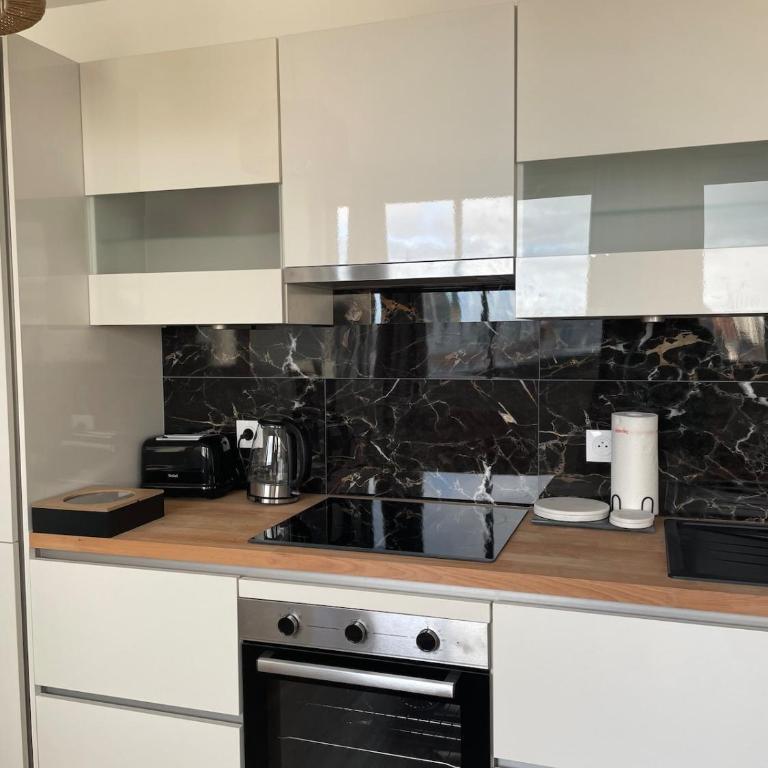 Cozy apartment with parking and panoramic views! - Appartamento con 2 Camere da Letto - 15