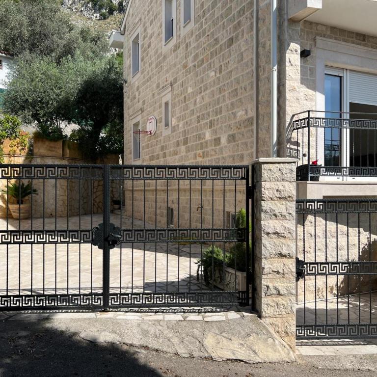 Olive Residence Rezevici - Apartman sa 3 Spavaće Sobe i Pogledom na More - 25