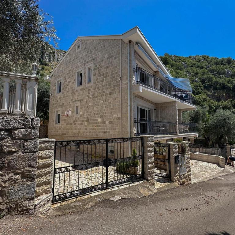 Olive Residence Rezevici - Apartman sa 3 Spavaće Sobe i Pogledom na More - 26