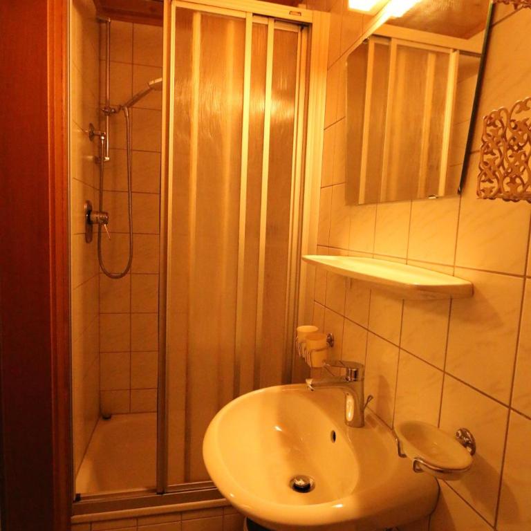 Schoberhof - Apartment mit 3 Schlafzimmern und Dusche - 9