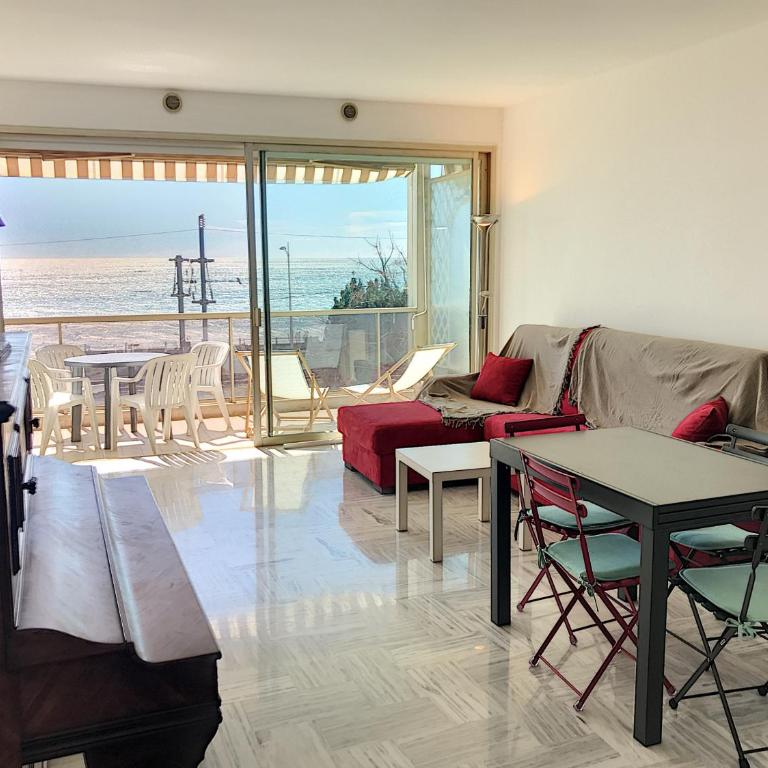Bord de mer, terrasse vue mer 228L - Apartment mit 2 Schlafzimmern, einem Balkon und Meerblick - 4