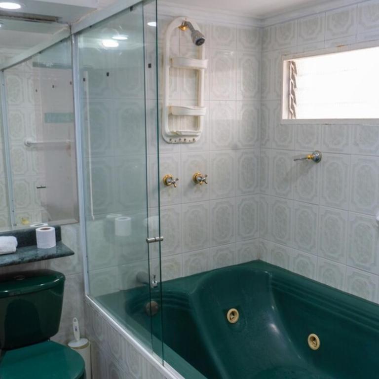 Apartamento cerca a Estadio con balcon y 5 habitaciones - Apartment - 8