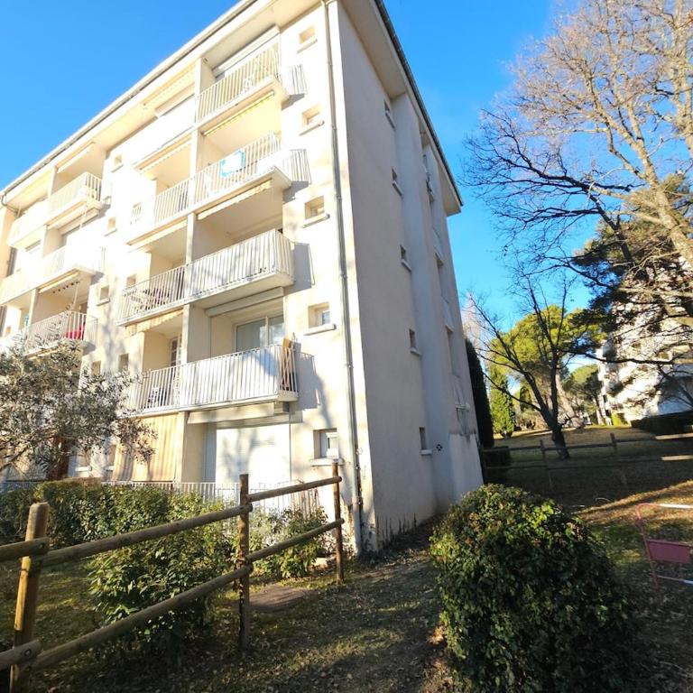Studio moderne, calme, climatisé - Apartment mit 1 Schlafzimmer - 9