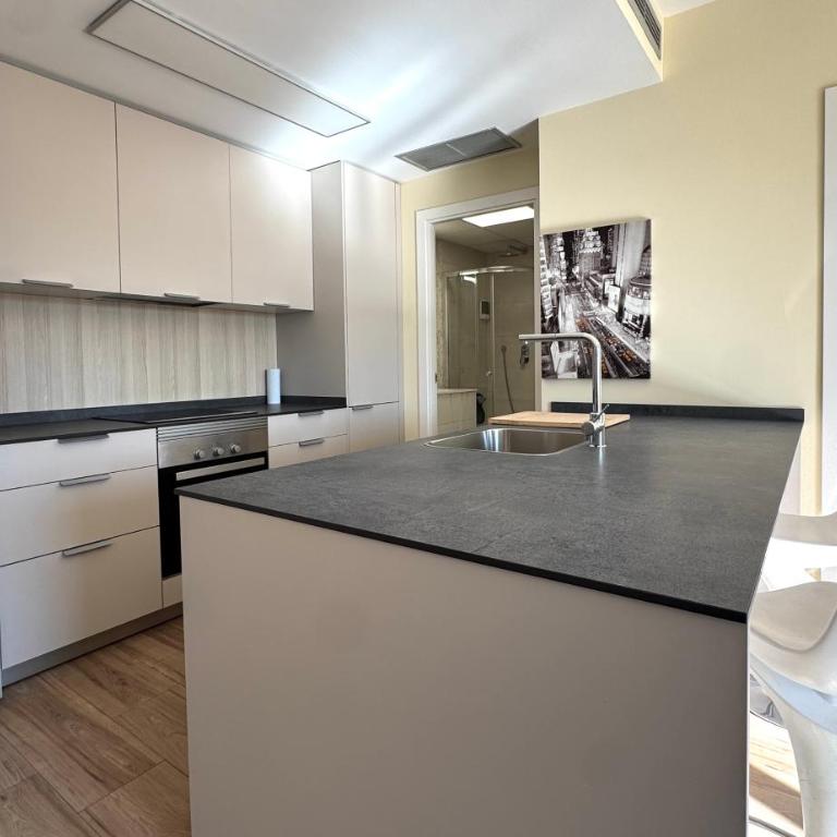 23 DOWN TOWN IN METRO IN 5 Station straigh WIFI AC - One-Bedroom Apartment - 10