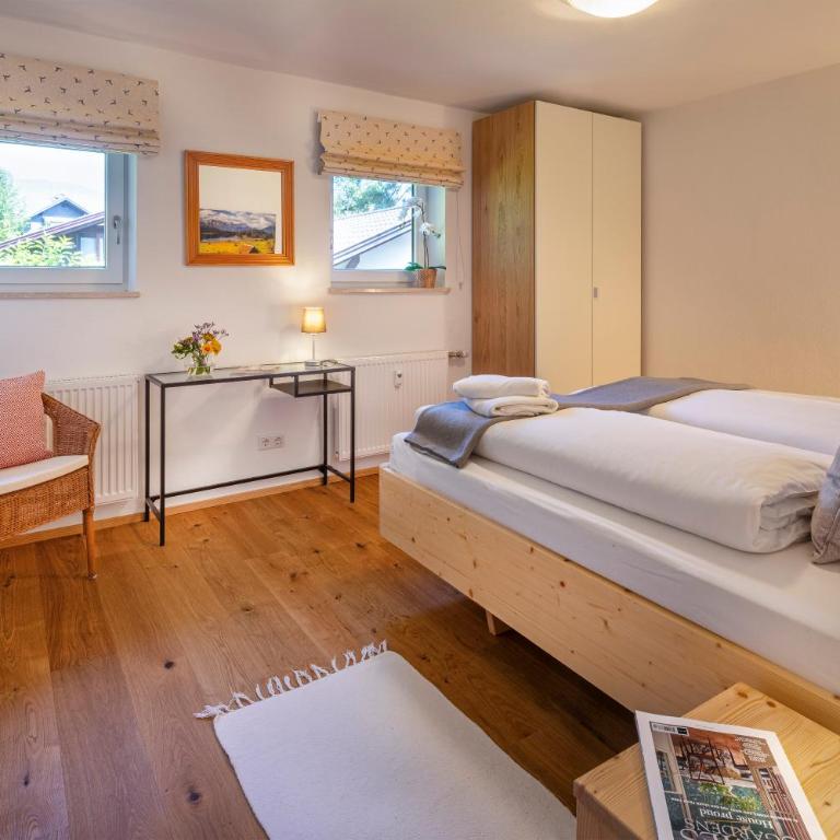 Suite Werdenfels - Apartment mit 2 Schlafzimmern - 9