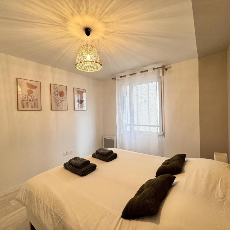L'Azur - Parking - Balcon - Circuit 24h - 4 pers - Apartment with Balcony - 9