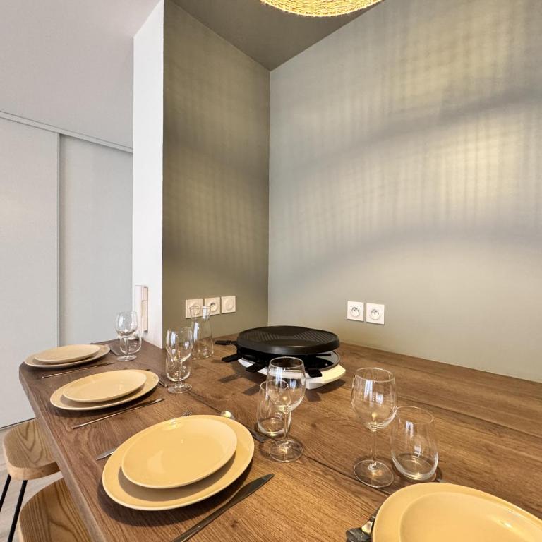 L'Azur - Parking - Balcon - Circuit 24h - 4 pers - Apartment with Balcony - 11