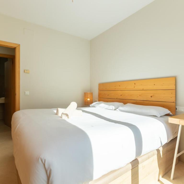 Tentudia Charming Apartments with Private Roof-Top or Patio in San Bernardo By OCityzen - Three-Bedroom Apartment with Private Rooftop - Second Floor - 16