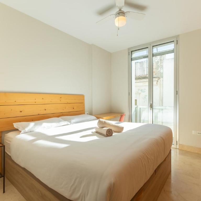 Tentudia Charming Apartments with Private Roof-Top or Patio in San Bernardo By OCityzen - Three-Bedroom Apartment with Private Rooftop - Second Floor - 14