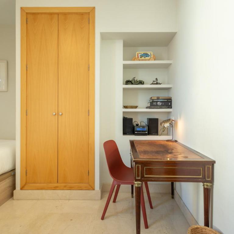 Tentudia Charming Apartments with Private Roof-Top or Patio in San Bernardo By OCityzen - Three-Bedroom Apartment with Private Rooftop - Second Floor - 26