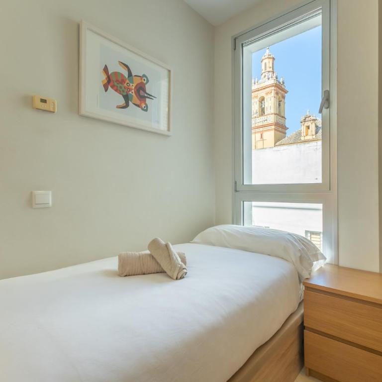 Tentudia Charming Apartments with Private Roof-Top or Patio in San Bernardo By OCityzen - Three-Bedroom Apartment with Private Rooftop - Second Floor - 23