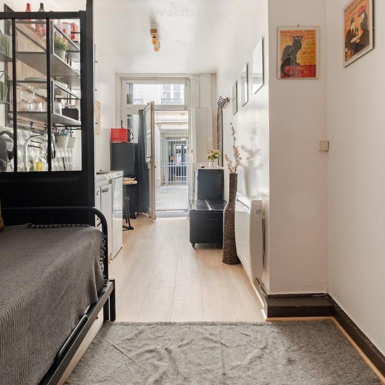 Studio Paris - Métro 7 Cadet - Quartier Faubourg-Montmartre - Apartamento de 1 dormitorio - 16