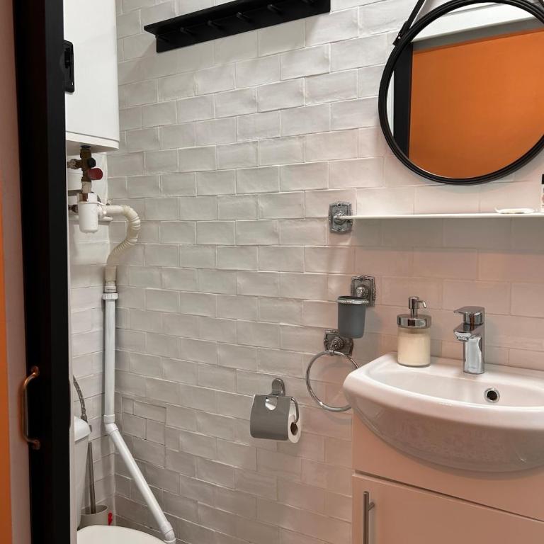 Studio Paris - Métro 7 Cadet - Quartier Faubourg-Montmartre - Apartamento de 1 dormitorio - 7
