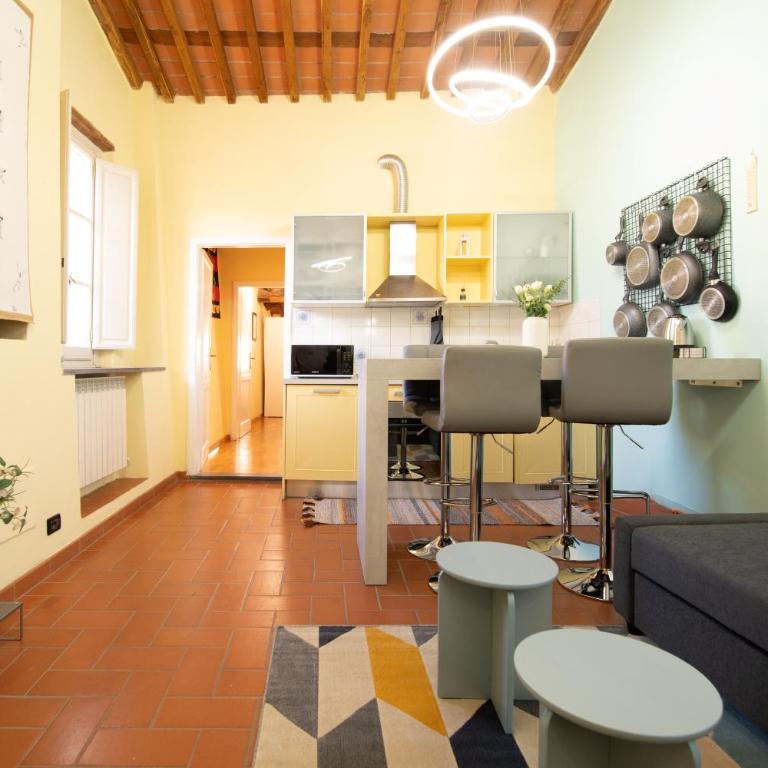 La Casa di Riccardo Cosy in Center Town - Appartamento con Vista Città - 1