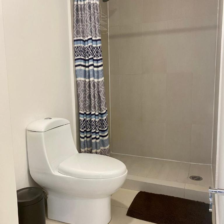 C206 - 1BR - 1BTh - One-Bedroom Apartment - 2