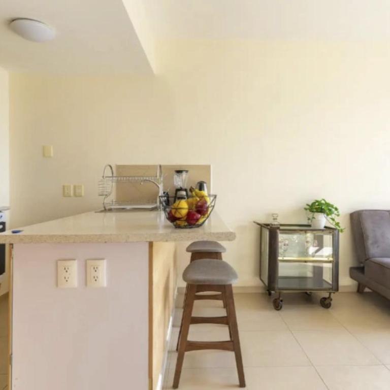 B405 - 1BR - 1BTh - One-Bedroom Apartment - 3