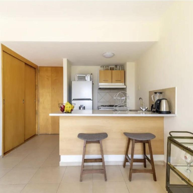 B405 - 1BR - 1BTh - One-Bedroom Apartment - 8