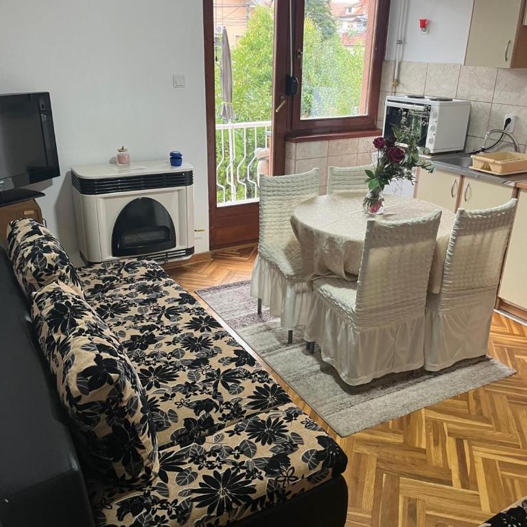 Apartman Sanja 3 - One-Bedroom Apartment - 4