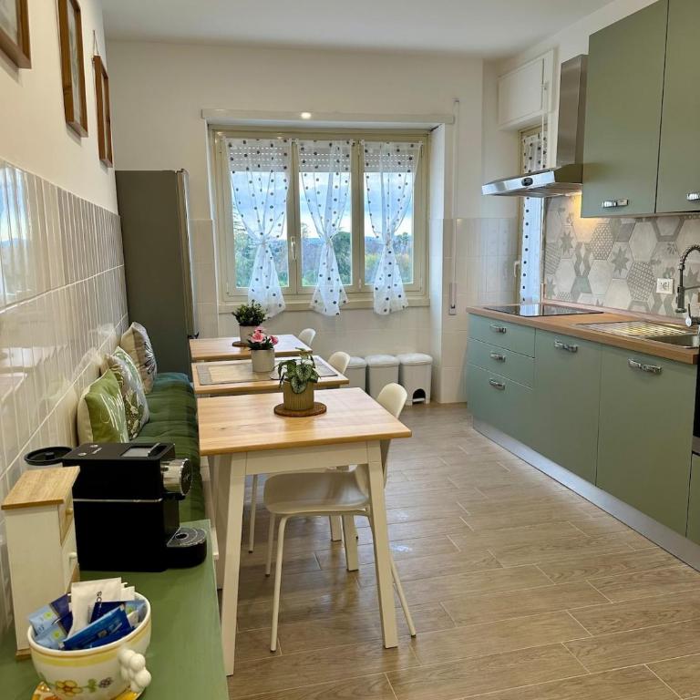 Monti Tiburtini Roma Guest House Apartment - Casa Vacanze con 3 Camere da Letto - 4