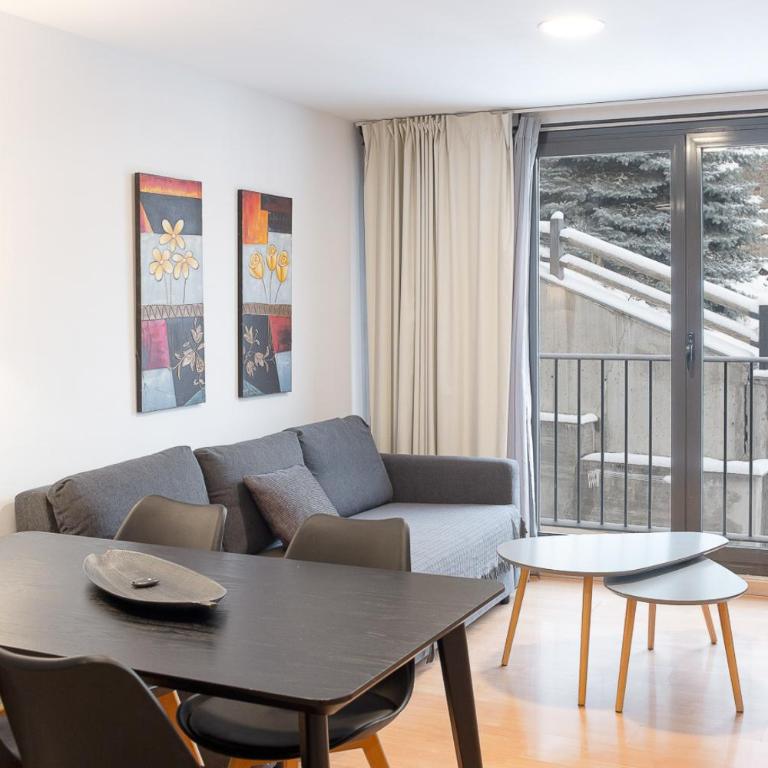 Con Vistas a la Montaña, Parking y WiFi - Appartement 1 Chambre - 9