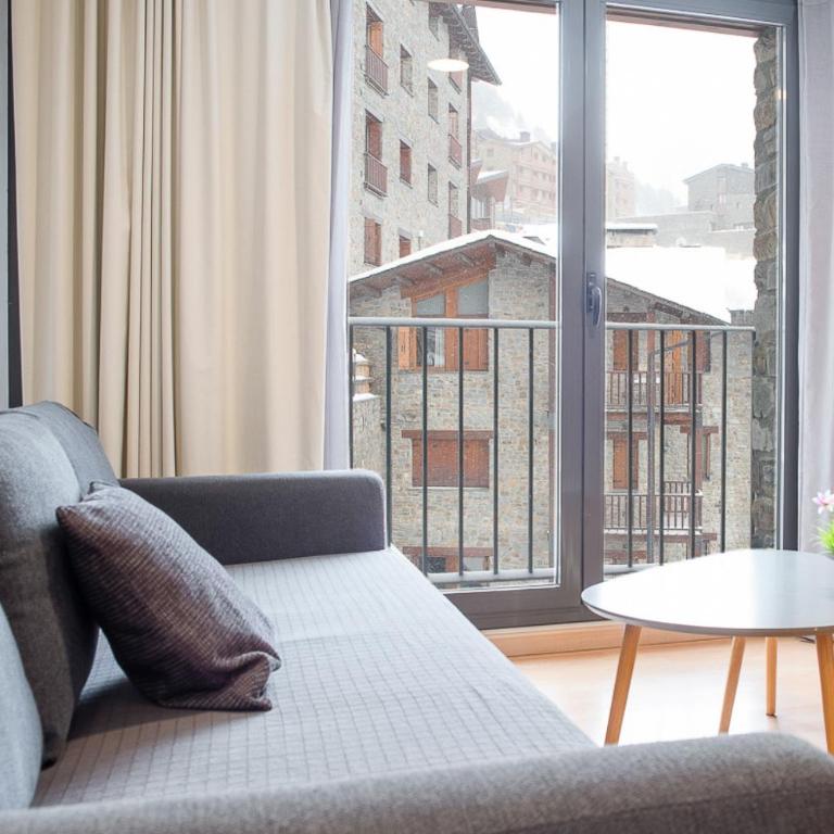 Con Vistas a la Montaña, Parking y WiFi - Appartement 1 Chambre - 10