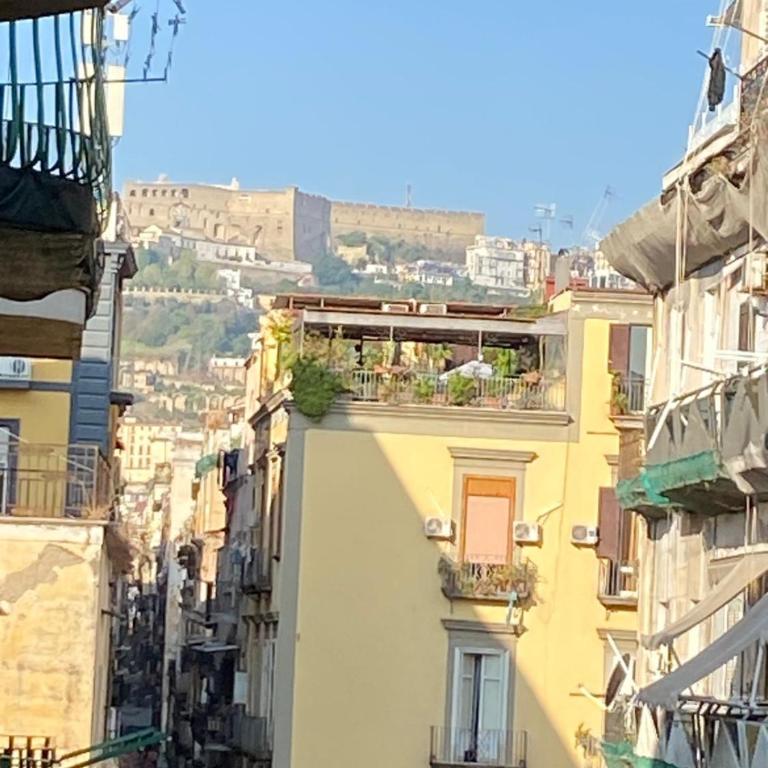 B&B Civico 22 Silvestre - Double Room with Balcony (2 Adults + 1 Child) - 5