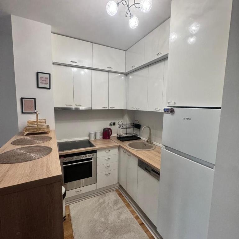 Prestige Apartman Bulevar - One-Bedroom Apartment - 11