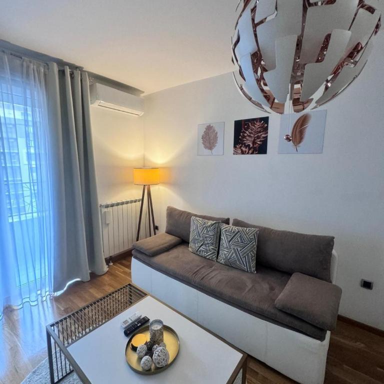 Prestige Apartman Bulevar - One-Bedroom Apartment - 29
