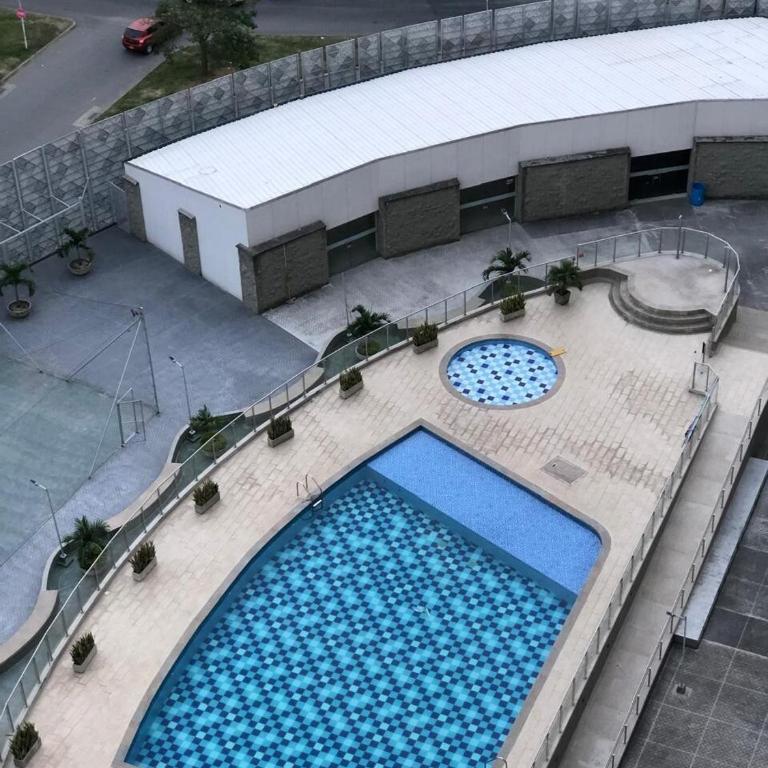 Apartamento en podium - Apartamento Superior con vistas a la ciudad - 33