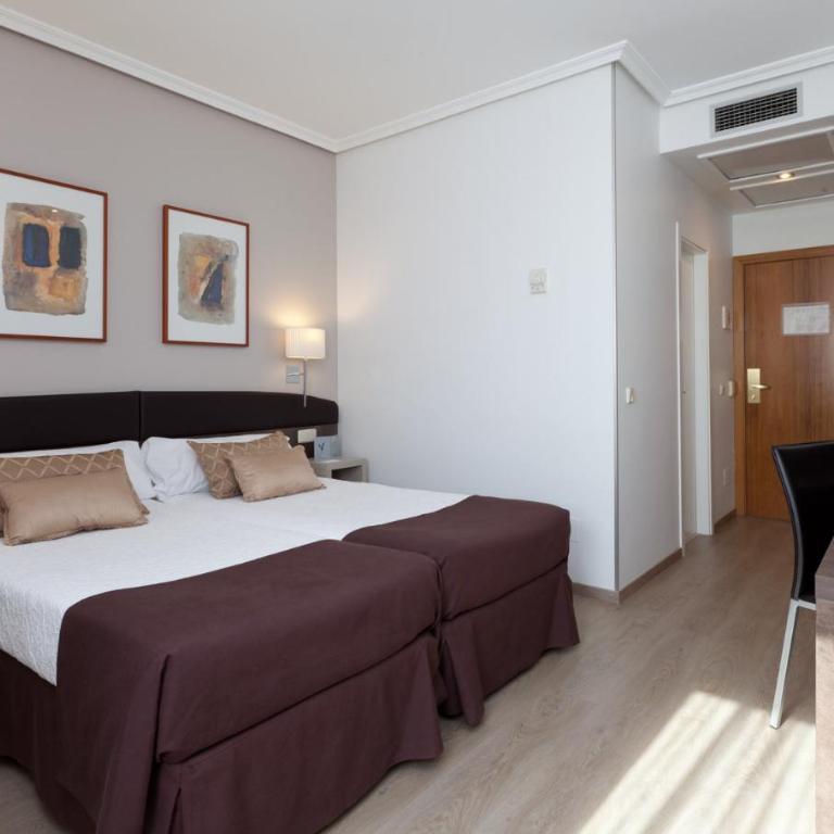 Hotel Villamadrid - Double Room - 5