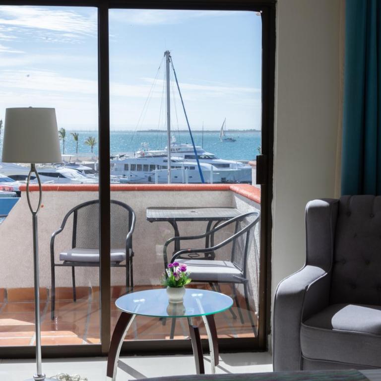 The Westmarine Waterfront Hotel - Habitación Estándar con cama extragrande y vistas - 4