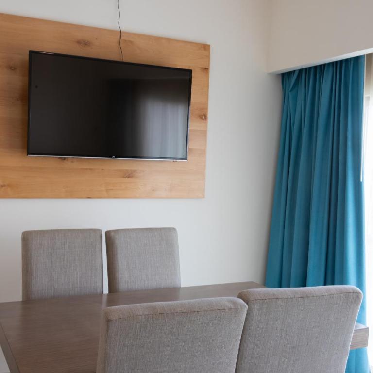 The Westmarine Waterfront Hotel - Suite Master - 16