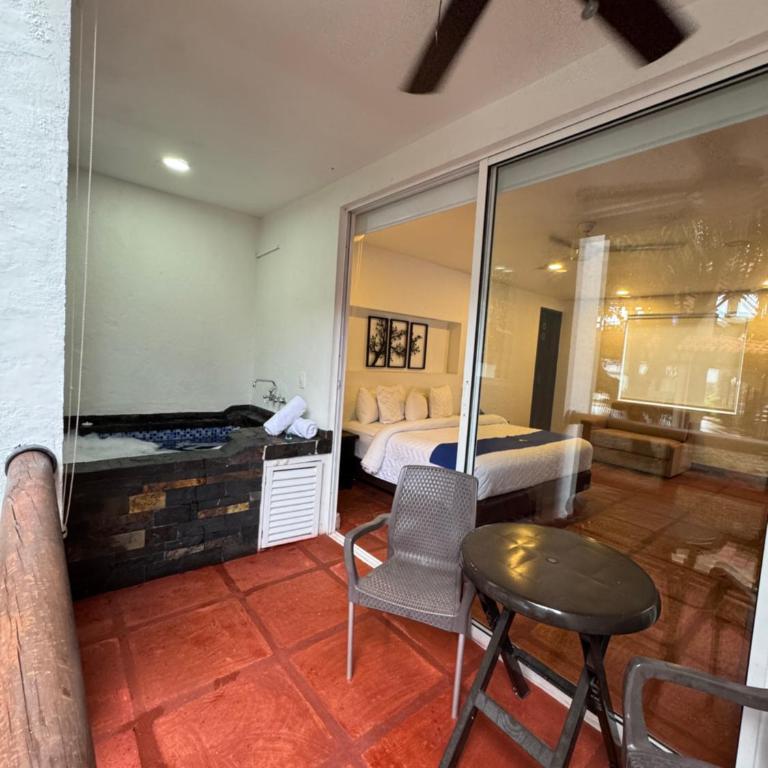 Hotel Boutique Villas de San Sebastián - Suite Deluxe con bañera de hidromasaje - 4