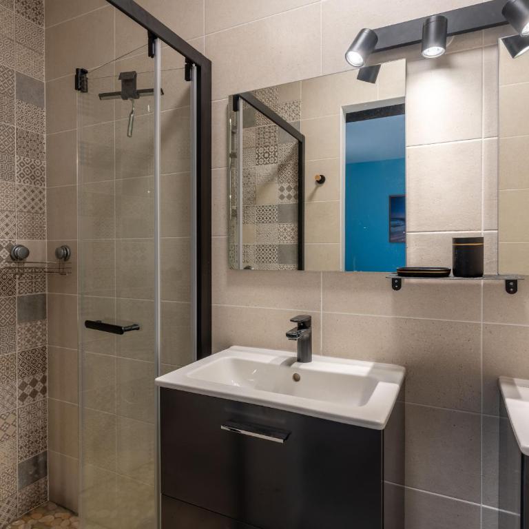 Maison moderne 155m² - 10 pers - 500m Plage - Jacuzzi optionnel - FR-1-319-586 - Maison de Vacances - 6