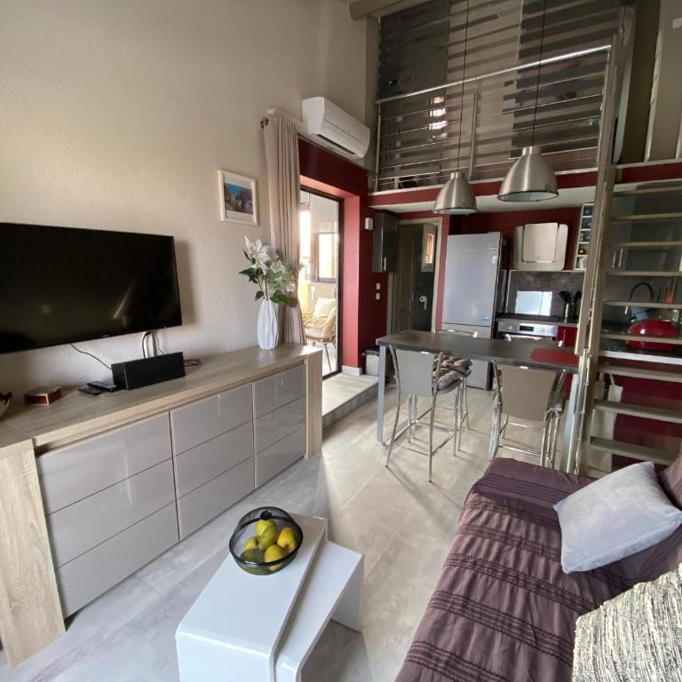 Port Leucate : Appartement Mezzanine Climatisé avec Parking Privé, 4 Personnes - FR-1-798-51 - Appartement - 3