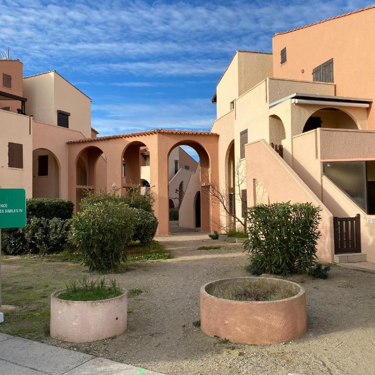 Port Leucate : Appartement Mezzanine Climatisé avec Parking Privé, 4 Personnes - FR-1-798-51 - Appartement - 11