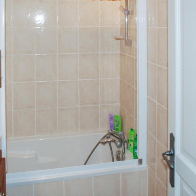 Cozy Home In Aigues-Mortes With House Sea View - Ferienhaus mit 3 Schlafzimmern - 23