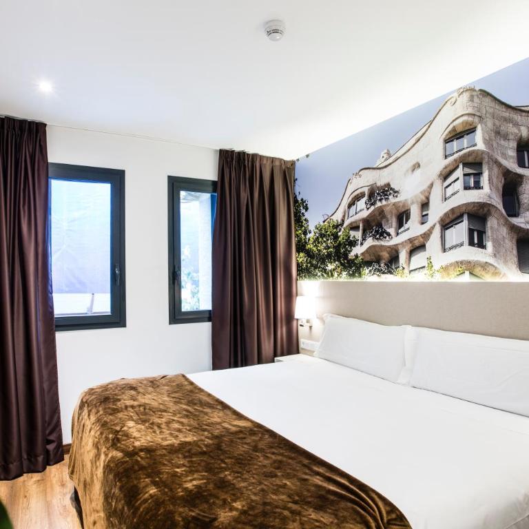 Hotel BESTPRICE Gracia - Deluxe Double or Twin Room - 3