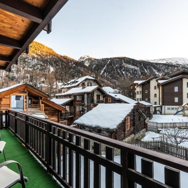 Chalet Aroleid Zermatt by Inspiringplaces Zermatt - Apartment mit 2 Schlafzimmern und Blick auf das Matterhorn - 49