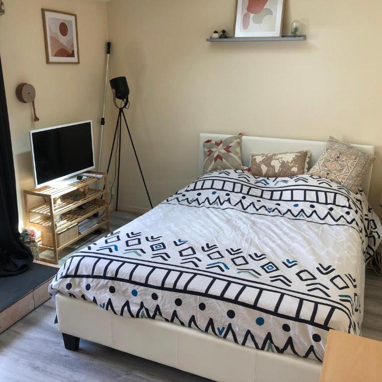 Charmant studio proche centre ville d’Orléans - Appartement 1 Chambre - 1